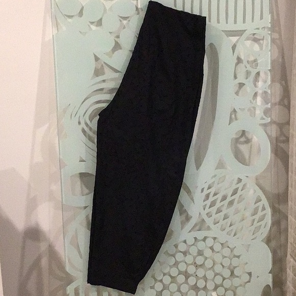 Zara - Picture 2 of 2